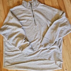 Aerie Light Gray Women's Crew Neck Sweater